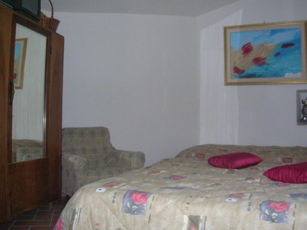 B&B La Terrazza Del Subasio Ассизи Номер фото