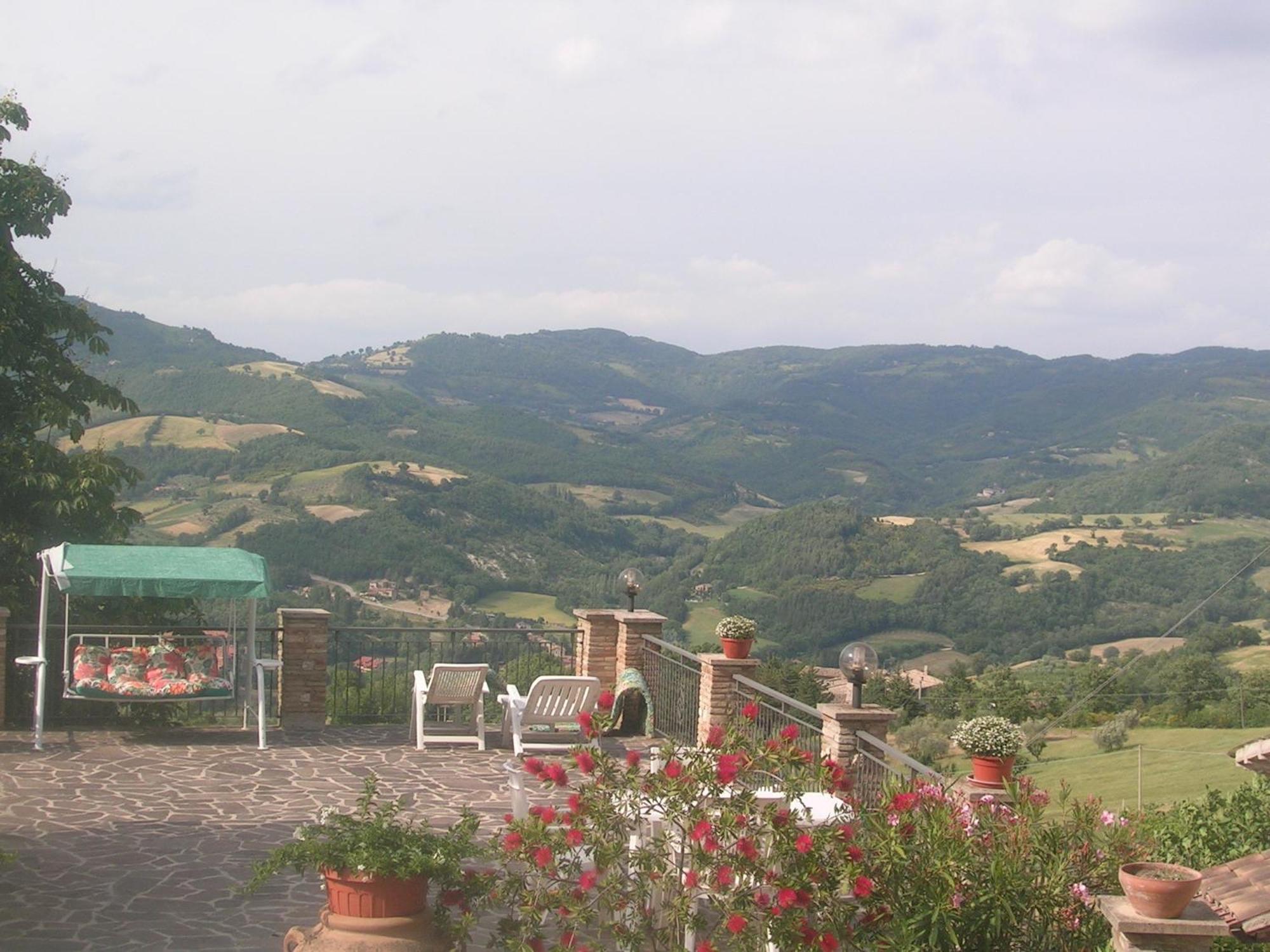 B&B La Terrazza Del Subasio Ассизи Экстерьер фото